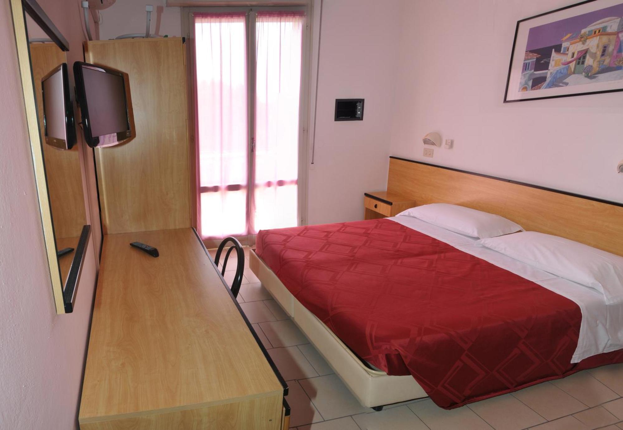 Hotel Levante Cervia Exterior photo